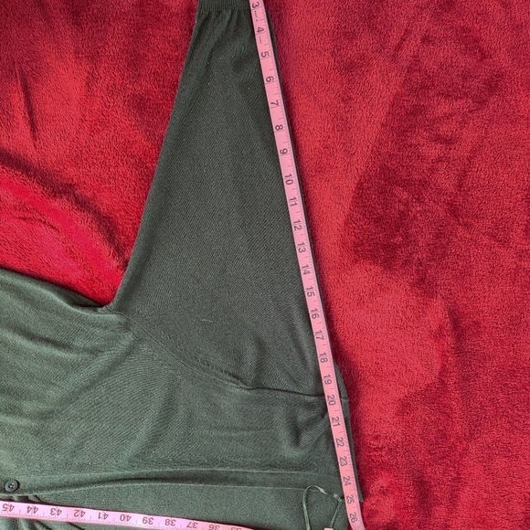 Uniqlo Long Cardigan - Picture 4 of 6